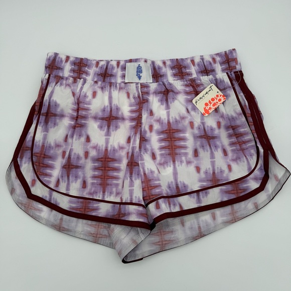 NWT New Free People FP Movement Women's Varsity Blues Printed Shorts Large L - Picture 4 of 6